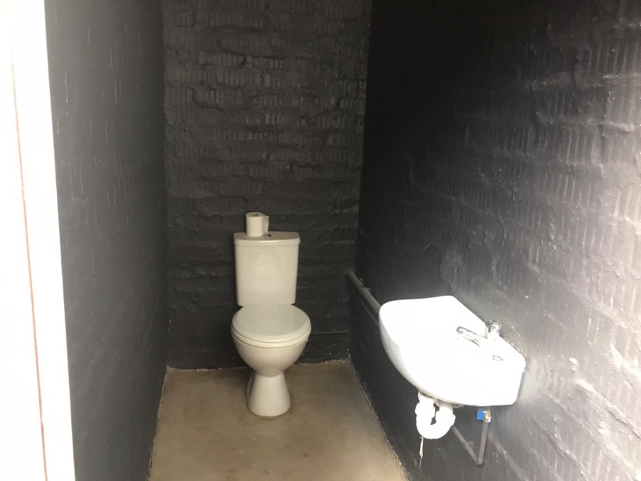 To Let commercial Property for Rent in Pacaltsdorp Western Cape